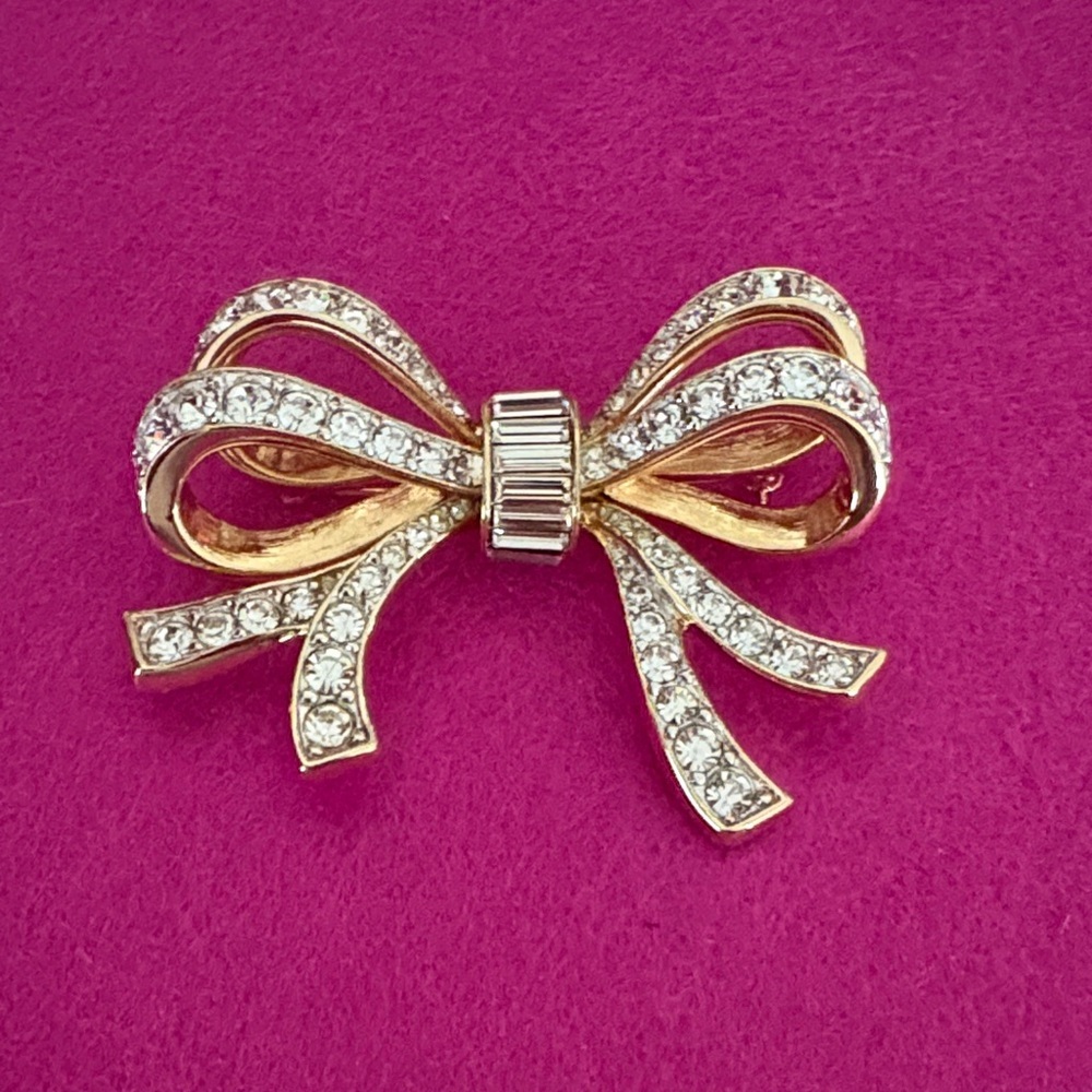 Vintage Swarovski Sparkling Gold and Silver Bow Brooch